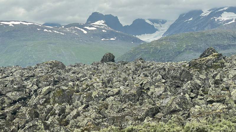 The physical reality: Kilometres of balancing on boulders in Breheimen and Jotunheimen require constant focus.