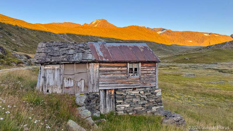 Picturesque neighbourhood